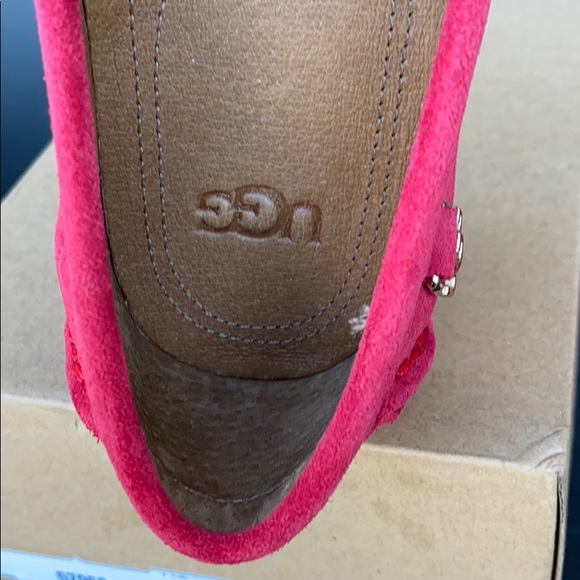 Ugg W Flores Loafer (run small) - Picture 8 of 10